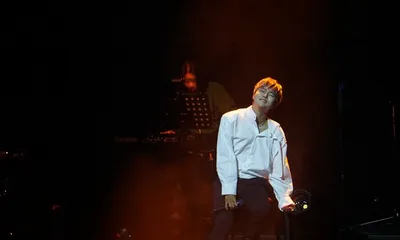 정동하, 데뷔 20주년 기념 단독 콘서트 성료! “산불 기부” 팬들에 감사
